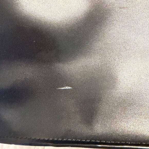 Anne Klein Vegan leather Tote 16x10 Includes bag charm - Picture 12 of 12